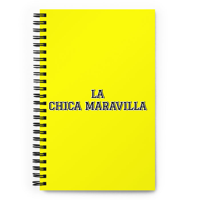 La Chica Maravilla The Wonder Woman / Man | Yellow Spiral Notebook, 140 Dotted Sheets | Funny Gift Idea Home Office Work | Mexican Spanish Pride Gift