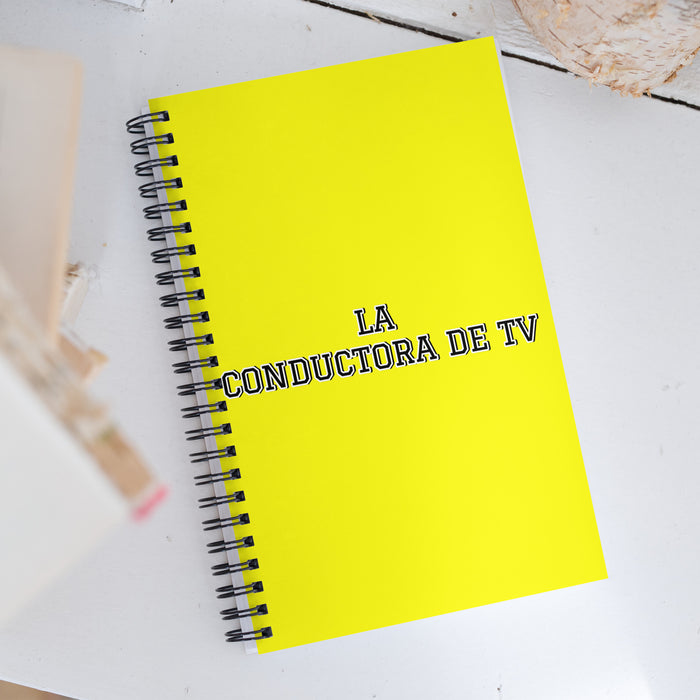 La Conductora De Tv The Tv Host | Yellow Spiral Notebook, 140 Dotted Sheets | Funny Gift Idea Home Office Work | Mexican Spanish Pride Gift