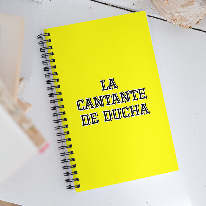 La Cantante De Ducha The Shower Singer | Yellow Spiral Notebook, 140 Dotted Sheets | Funny Gift Idea Home Office Work | Mexican Spanish Pride Gift