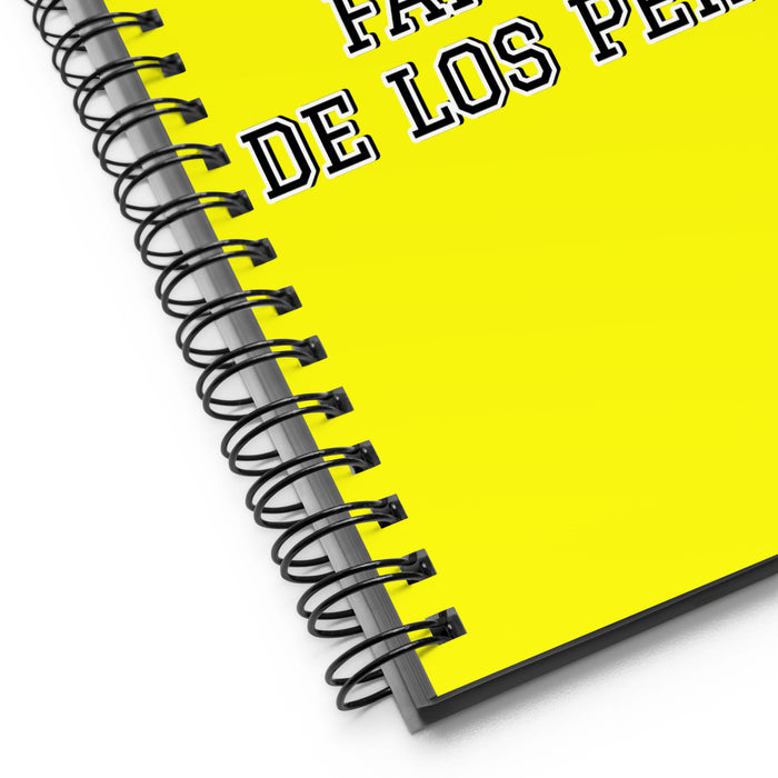 La Fanática De Los Perros The Dog Lover | Yellow Spiral Notebook, 140 Dotted Sheets | Funny Gift Idea Home Office Work | Mexican Spanish Pride Gift