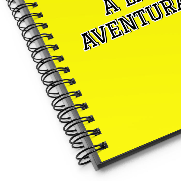 La Adicta A Las Aventuras The Adventure Addict | Yellow Spiral Notebook, 140 Dotted Sheets | Funny Gift Idea Home Office Work | Mexican Spanish Pride Gift