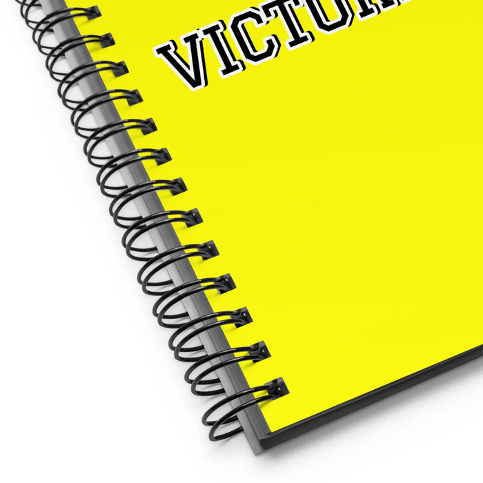 La Victoriosa The Victorious One | Yellow Spiral Notebook, 140 Dotted Sheets | Funny Gift Idea Home Office Work | Mexican Spanish Pride Gift