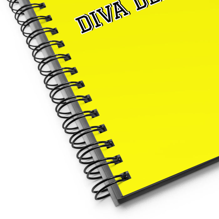 La Diva Del Baile The Dance Diva | Yellow Spiral Notebook, 140 Dotted Sheets | Funny Gift Idea Home Office Work | Mexican Spanish Pride Gift