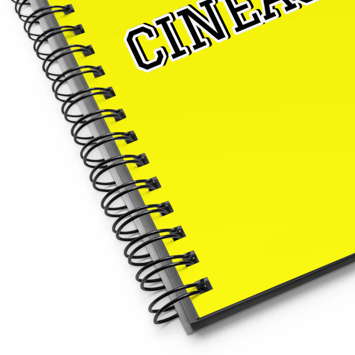 La Cineasta The Filmmaker | Yellow Spiral Notebook, 140 Dotted Sheets | Funny Gift Idea Home Office Work | Mexican Spanish Pride Gift