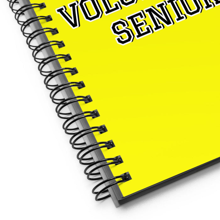 La Voluntaria Senior The Senior Volunteer | Yellow Spiral Notebook, 140 Dotted Sheets | Funny Gift Idea Home Office Work | Mexican Spanish Pride Gift