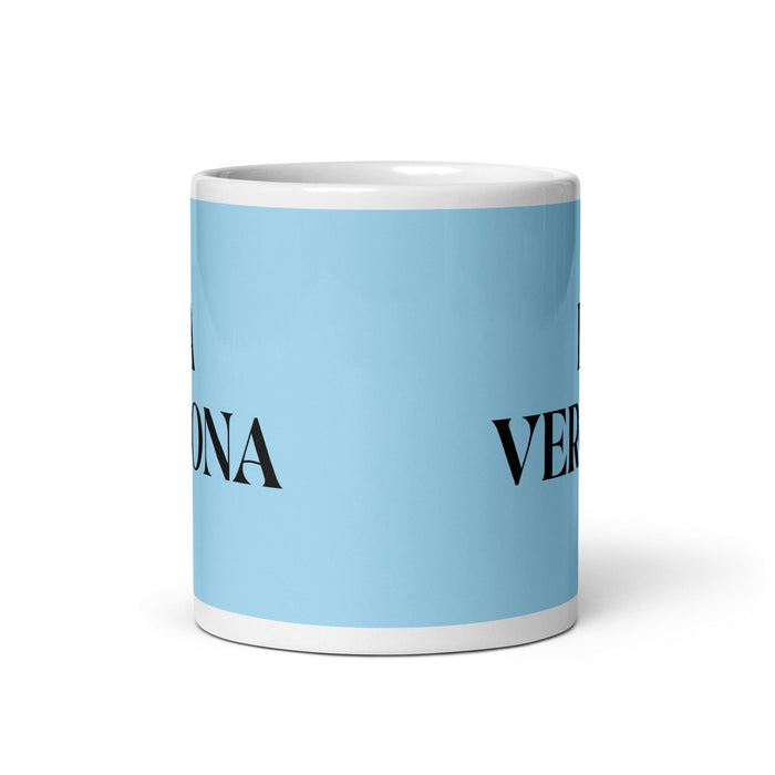 La Vergona The Awesome One - Taza de café divertida para el trabajo en casa o la oficina, regalo de orgullo mexicano y español, taza blanca brillante, taza con tarjeta azul cielo