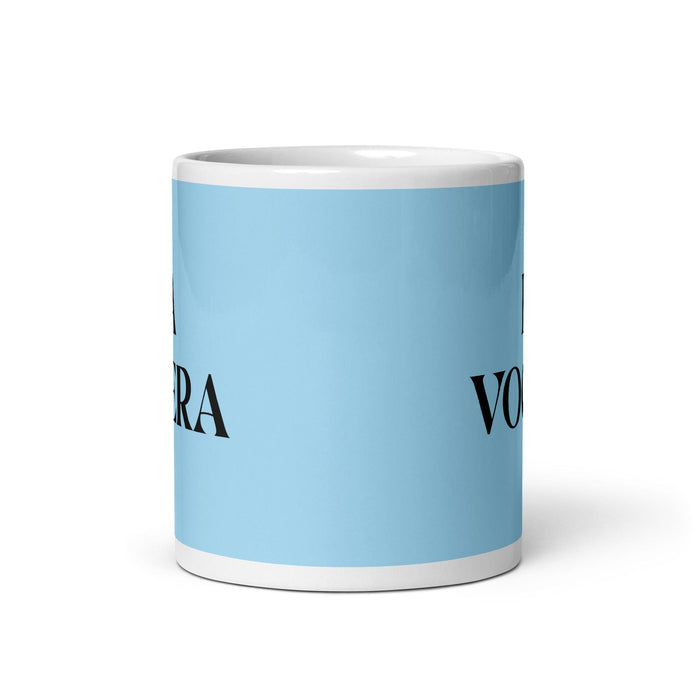 Lustige Kaffeetasse mit Aufschrift „La Vocera, die Sprecherin“, für Zuhause, Büro, Arbeit, mexikanisches spanisches Stolzgeschenk, weiße glänzende Tasse, himmelblaue Kartentasse