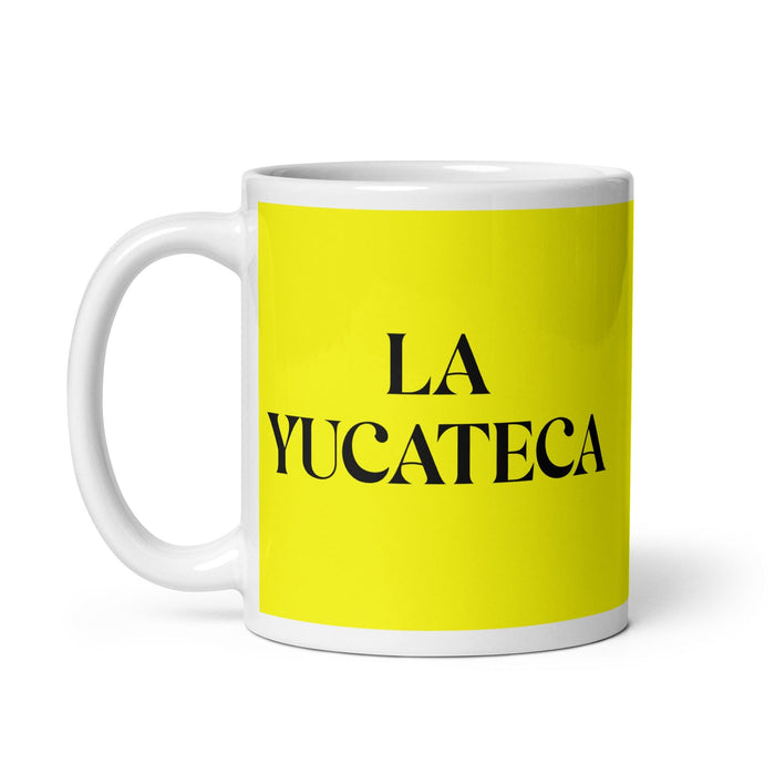 La Yucateca La Yucateca Residente Divertida Oficina Hogar Trabajo Taza Café Regalo Orgullo Español Mexicano Taza Blanca Brillante Taza Tarjeta Amarilla