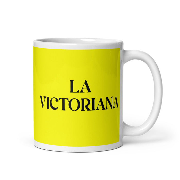 La Victoriana La divertida taza de café victoriana para el trabajo en casa o en la oficina Regalo de orgullo mexicano español Taza blanca brillante Taza amarilla