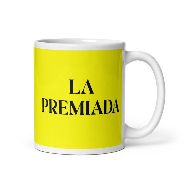 La Premiada La tasse à café amusante pour le travail à domicile et au bureau, lauréate du prix, cadeau de fierté mexicaine espagnole, tasse blanche brillante, tasse en carte jaune