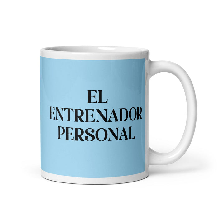 El Entrenador Personal The Personal Trainer - Taza de café divertida para el trabajo en casa o en la oficina, regalo de orgullo mexicano y español, taza blanca brillante, taza con tarjeta azul cielo