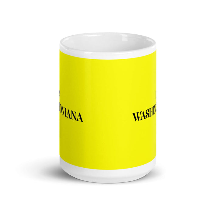 La Washingtoniana The Washingtonian (DC) Lustige Kaffeetasse für Zuhause, Büro, Arbeit, mexikanisches spanisches Pride-Geschenk, weiße glänzende Tasse, gelbe Karte