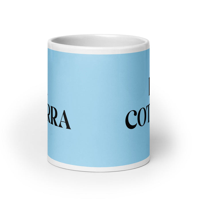 La Cotorra The Chatterbox - Taza de café divertida para el hogar, la oficina, el trabajo, el orgullo mexicano, regalo, taza blanca brillante, taza con tarjeta azul cielo