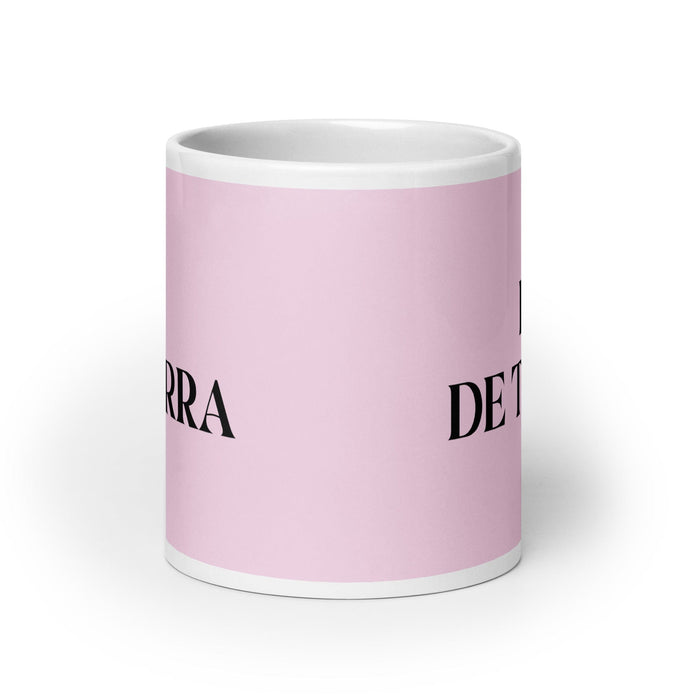 La De Tierra, das Erdzeichen, lustige Kaffeetasse für Zuhause, Büro, Arbeit, mexikanisches spanisches Pride-Geschenk, weiße glänzende Tasse, hellrosa Kartentasse